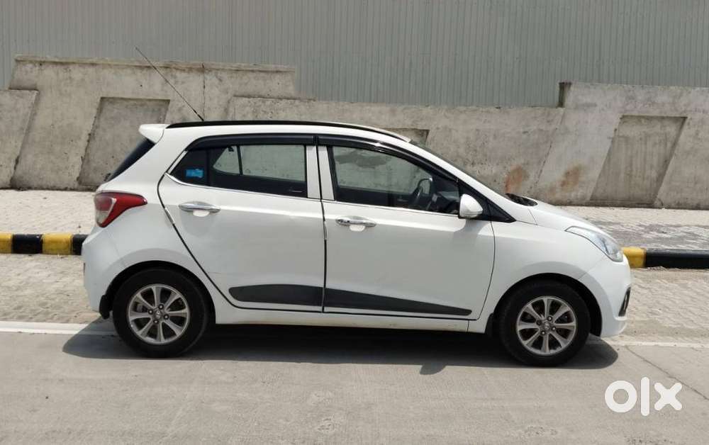 Hyundai Grand I10 Asta Option, 2015, Petrol