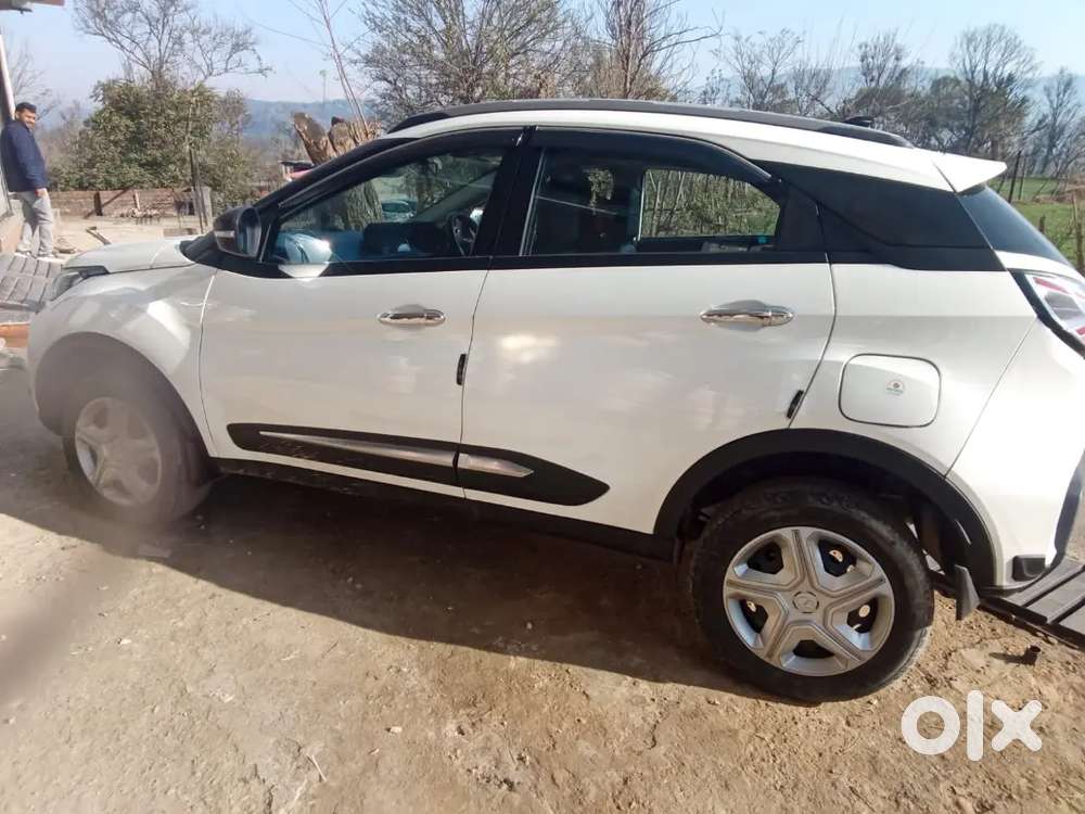 Tata Nexon 2022 Petrol Well Maintained ,great Interior Maintained ,