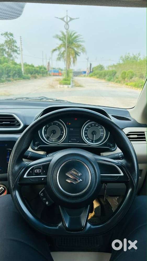 Maruti Suzuki Dzire 1.2 Vxi, 2023, Petrol