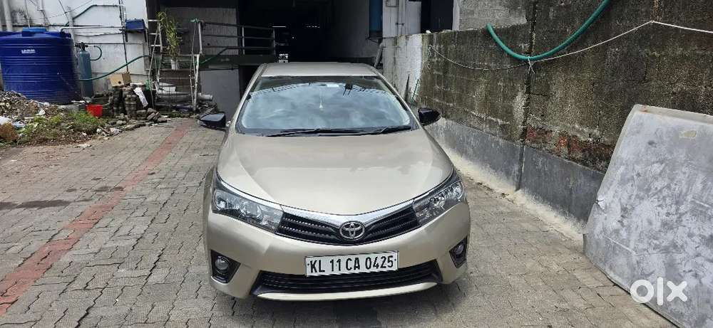 Toyota Corolla Altis 2014 Diesel 126000 Km Driven