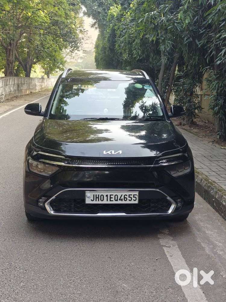 Kia Carens Luxury (o)1.5 Diesel At 7 Str, 2022, Diesel