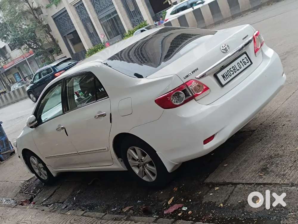 Toyota Corolla Altis 2012