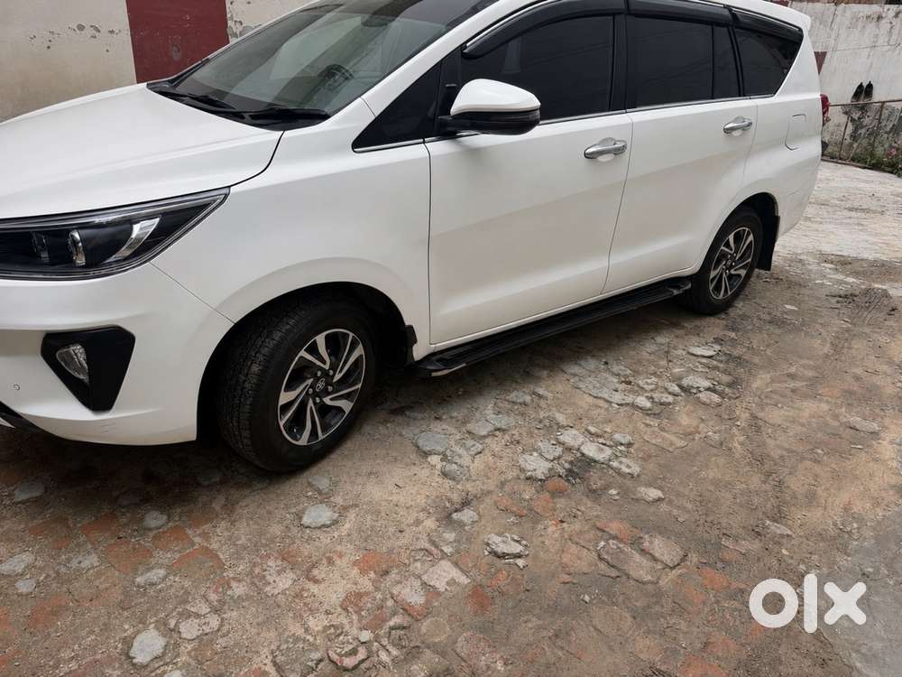 Toyota Innova Crysta 2022 Diesel Last