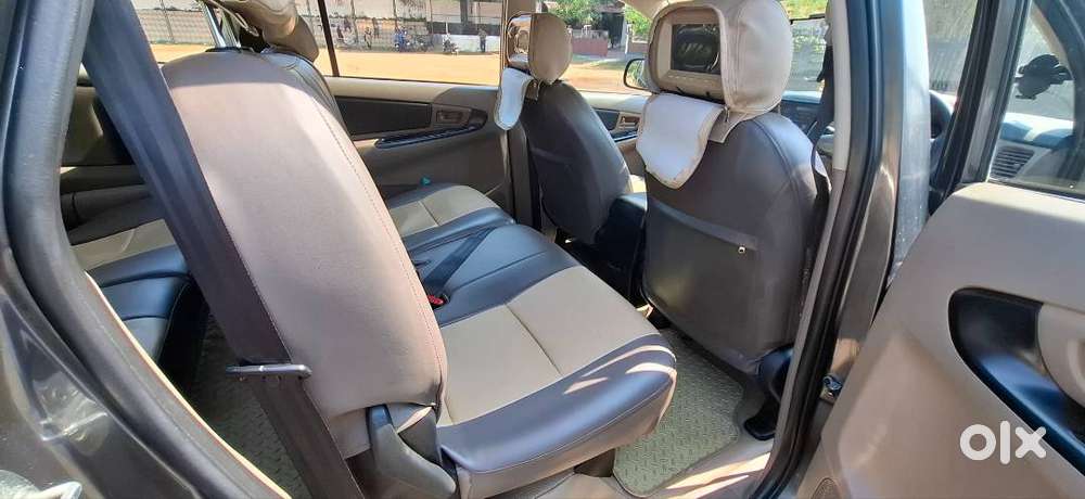 Toyota Innova 2015 Diesel 50916 Km Driven