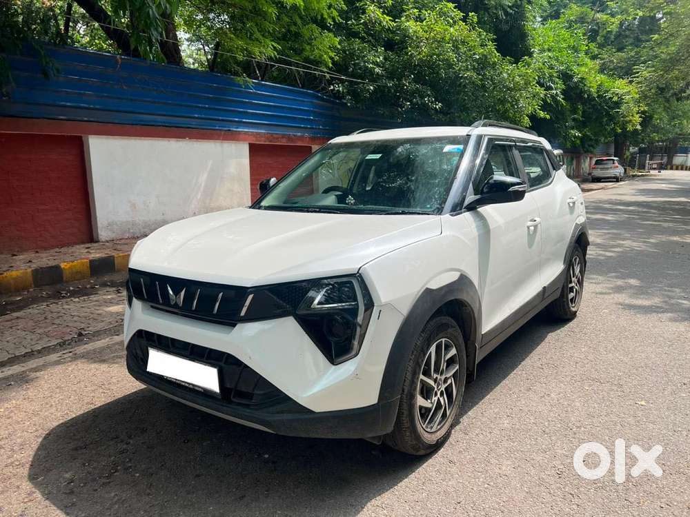 Mahindra Xuv 3xo Ax5 Pm Mt, 2024, Petrol