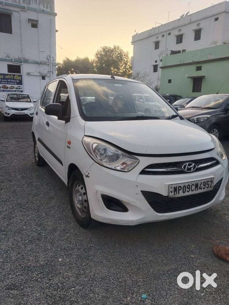Hyundai I10 Sportz, 2013, Petrol