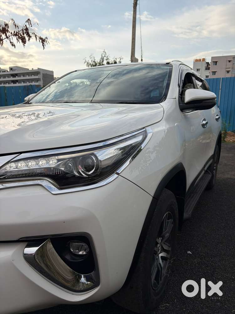 Toyota Fortuner 4X2 MT 2.8 Diesel, 2020, Diesel