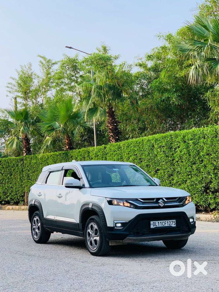 Maruti Suzuki Brezza 1.5 Lxi Smart Hybrid, 2025, Petrol