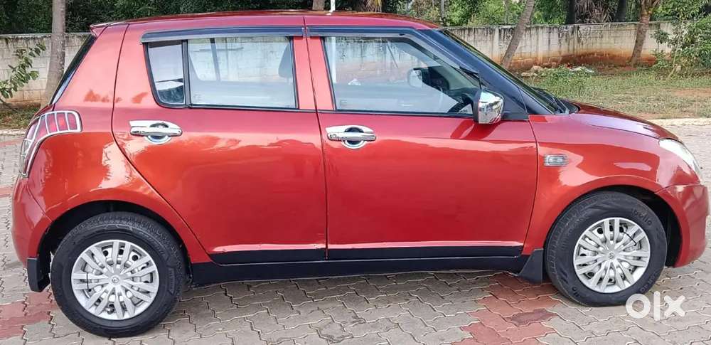 Maruti Suzuki Swift 2009 Diesel 180000 Km Driven Company Record