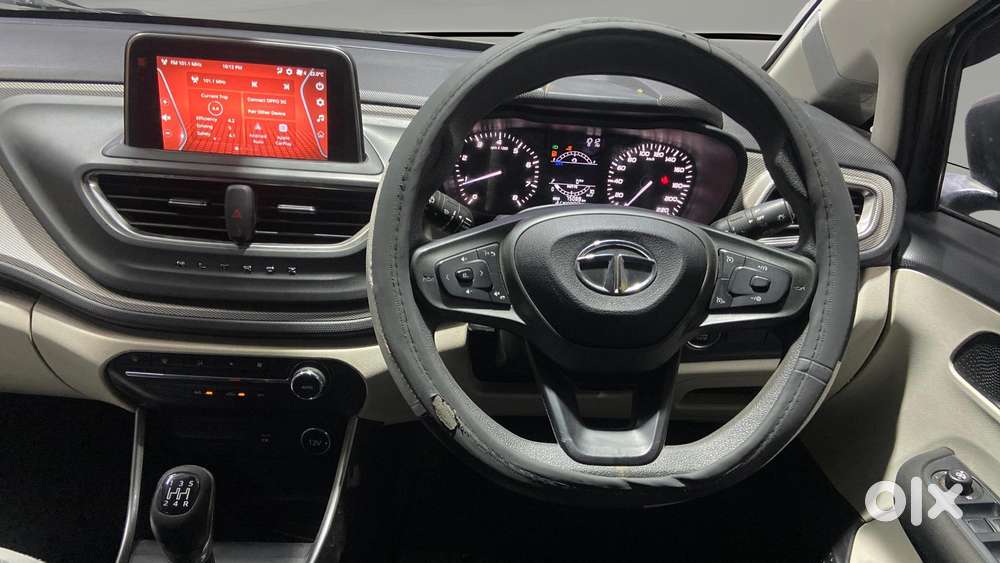 Tata Altroz 1.2 Xz (o), 2022, Petrol
