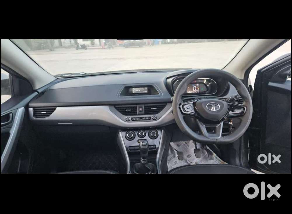 Tata Nexon 1.2 Revotron Xm (s), 2023, Petrol