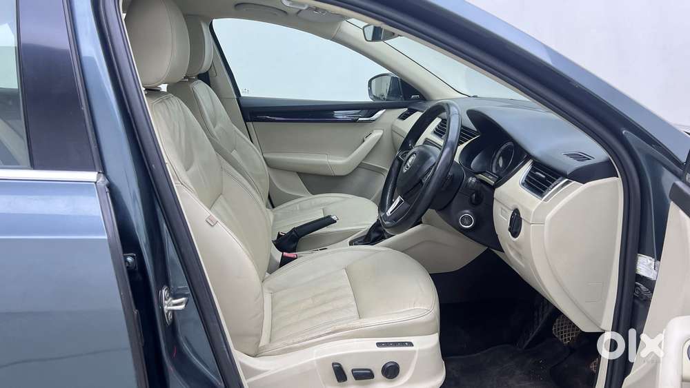Skoda Octavia 2.0 L K Tsi At, 2018, Petrol