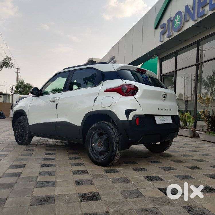 Tata Punch Accomplished Amt, 2022, Petrol