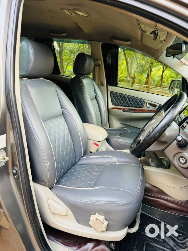 Toyota Innova 2.5 G (diesel) 7 Seater, 2014, Diesel