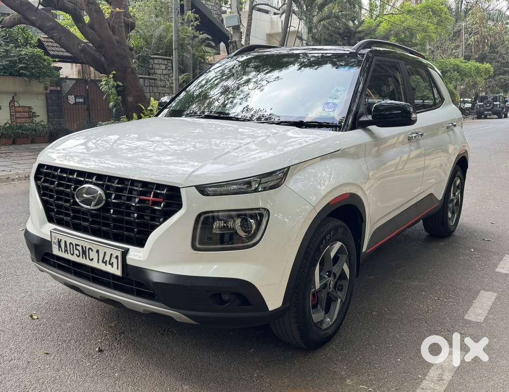 Hyundai Venue 1.0 Sx Plus Turbo Dct Dual Tone, 2021, Petrol