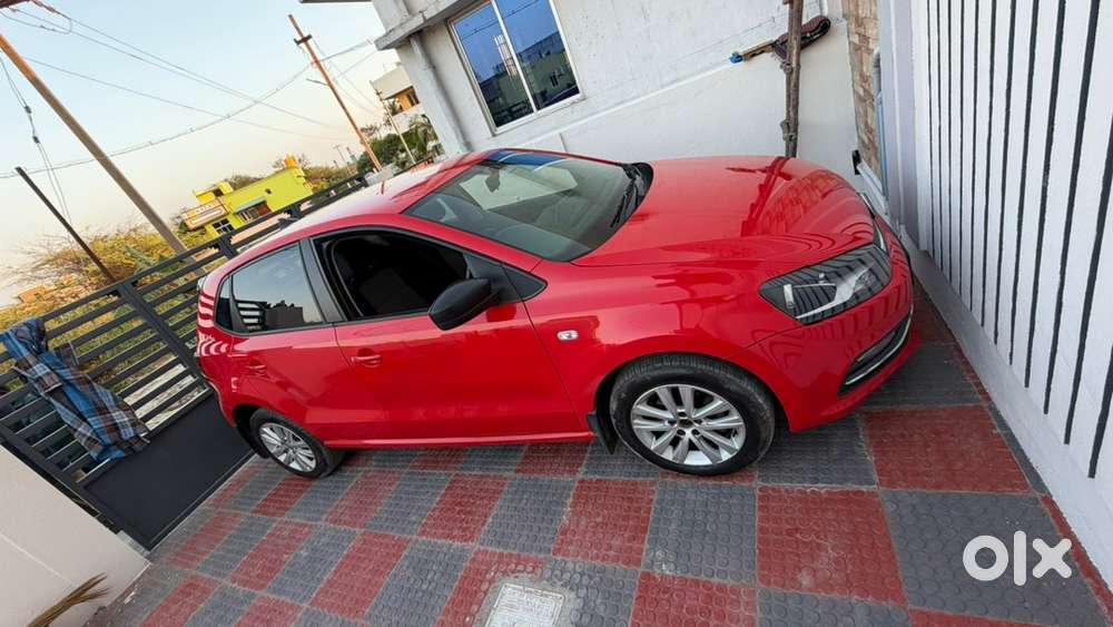 Volkswagen Polo 2015 Petrol 42400 Km Driven