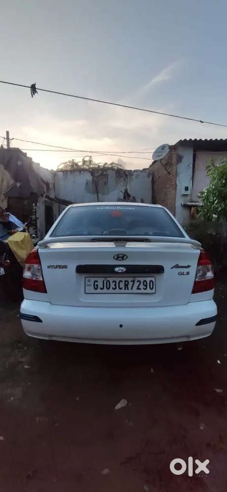 Hyundai Accent Gl 2010