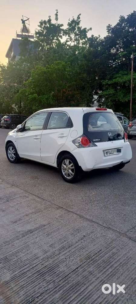 Honda Brio V Automatic, 2013, Petrol