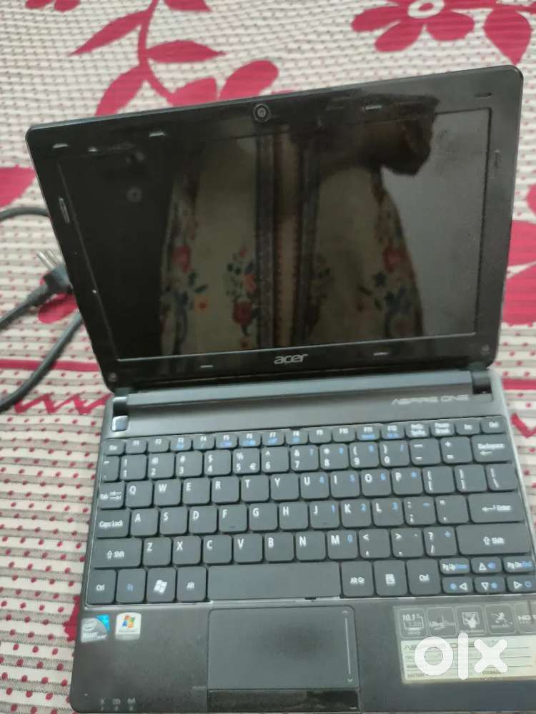 Acer laptop selling