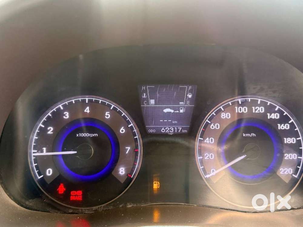 Hyundai Verna Vtvt 1.6 Sx, 2013, Petrol