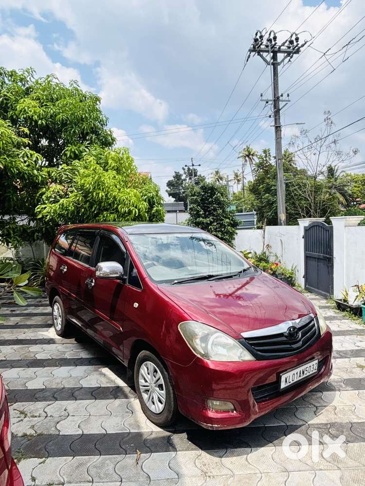 Toyota Innova 2.5 G (diesel) 8 Seater, 2006, Diesel