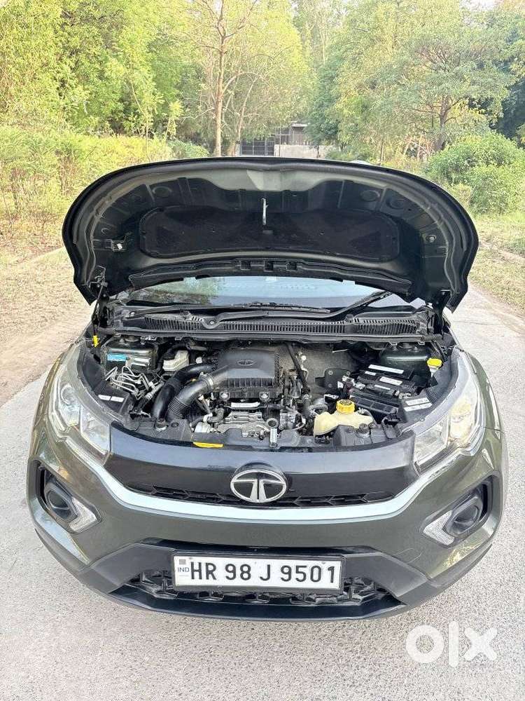 Tata Nexon 1.2 Revotron Xm (s), 2023, Petrol