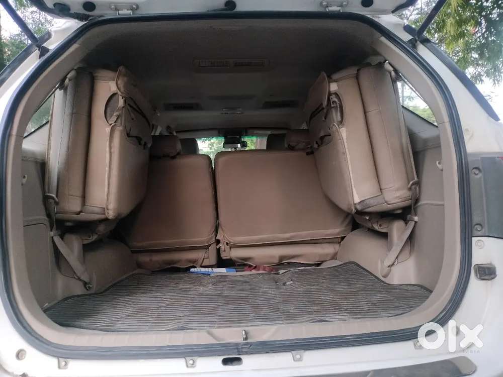 Toyota Fortuner 2.5 2011
