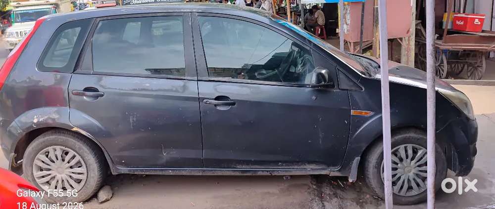 Ford Figo Titanium 1.5l Tdci 2012
