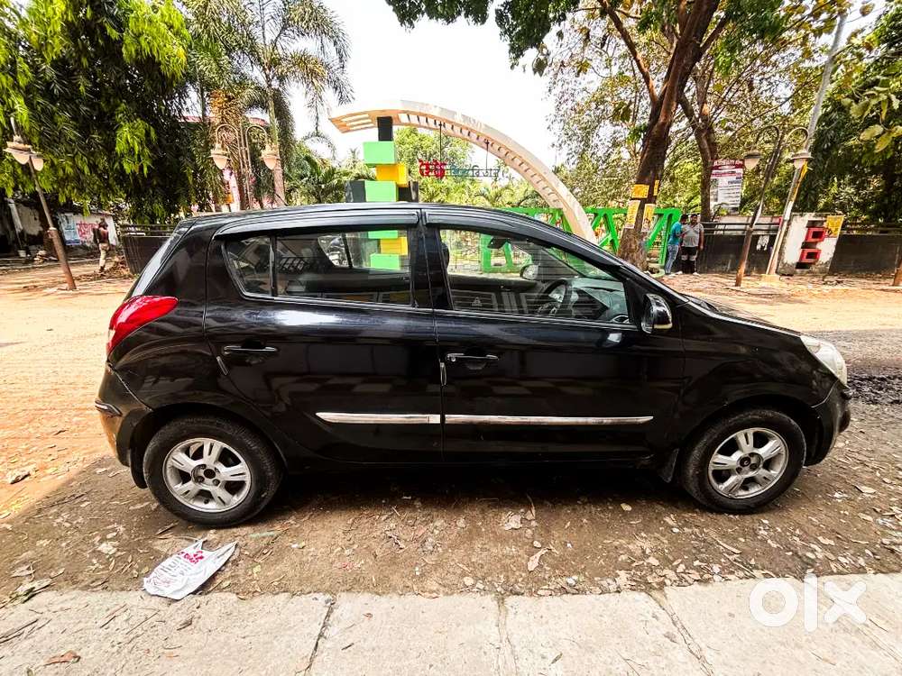 Hyundai I20 Asta Top Model Life Time Tax Cf2031