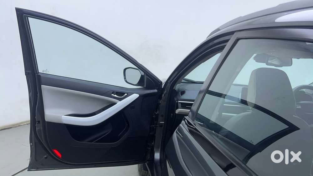 Tata Nexon Creative Plus S 1.2 Revotron Petrol 6 Mt, 2024, Petrol