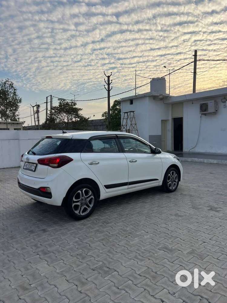 Hyundai Elite I20 Asta (o) 1.2 Ivt, 2019, Petrol