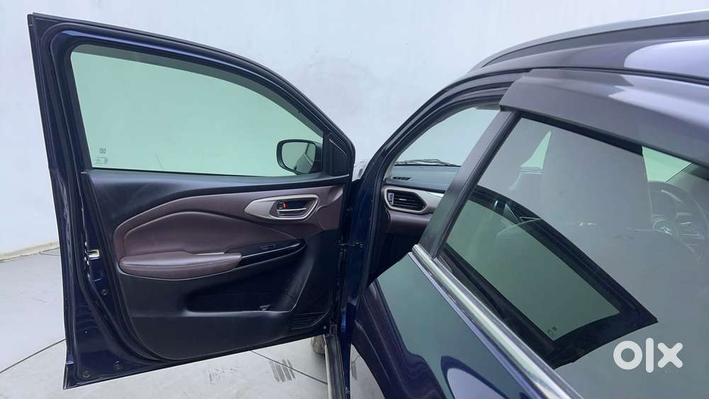 Maruti Suzuki Fronx Alpha 1.0l Turbo 6 At, 2023, Petrol