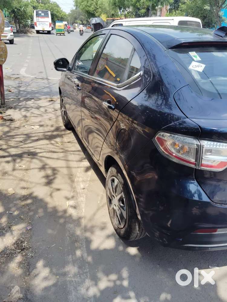 Mujko Ye Car Sale Karni Hai