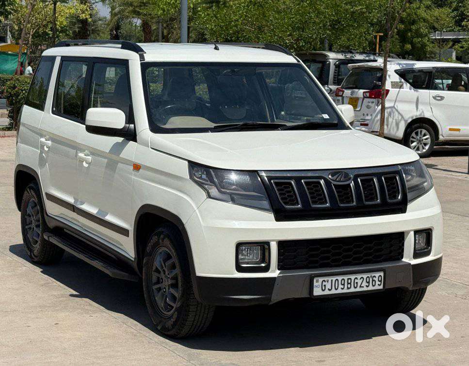 Mahindra Tuv 300 T10, 2019, Diesel