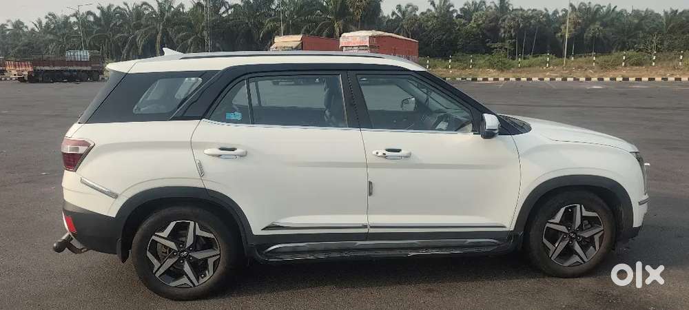 Hyundai Alcazar 2022 Diesel Well Maintained Showroom Track
