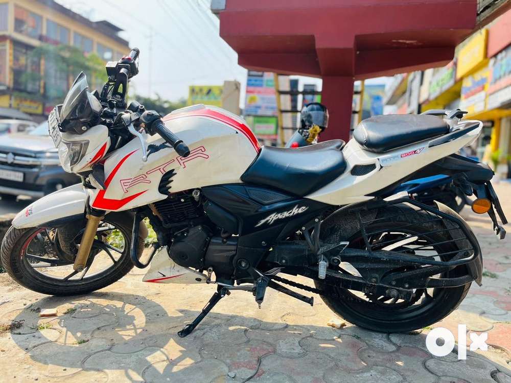 Tvs apache store rtr 400v