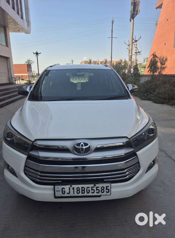 Toyota Innova Crysta 2.8z Automatic, 2017, Diesel