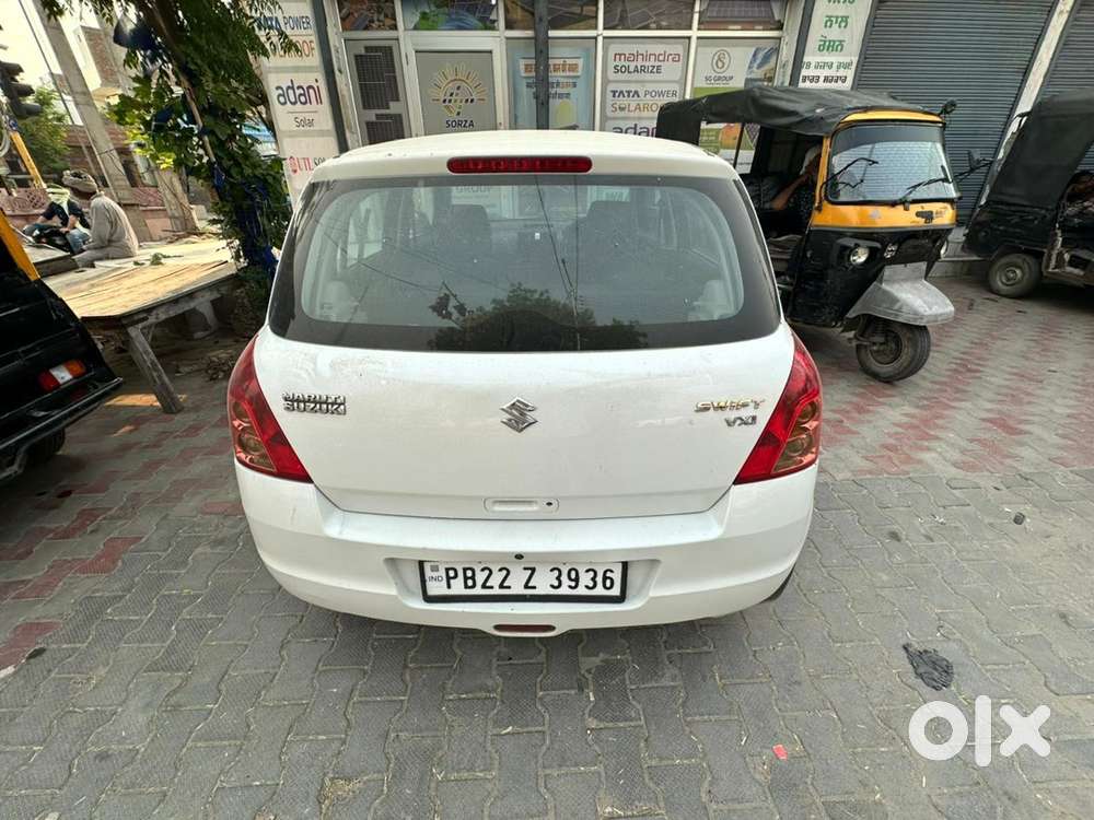 Swift Maruti Petrol 2011