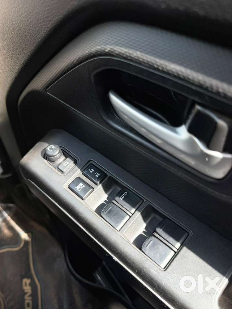 Maruti Suzuki Swift Dzire 1.3 Zxi, 2019, Petrol