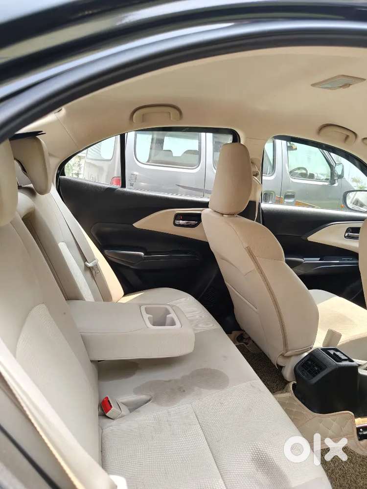 Dzire Cng Blush Black