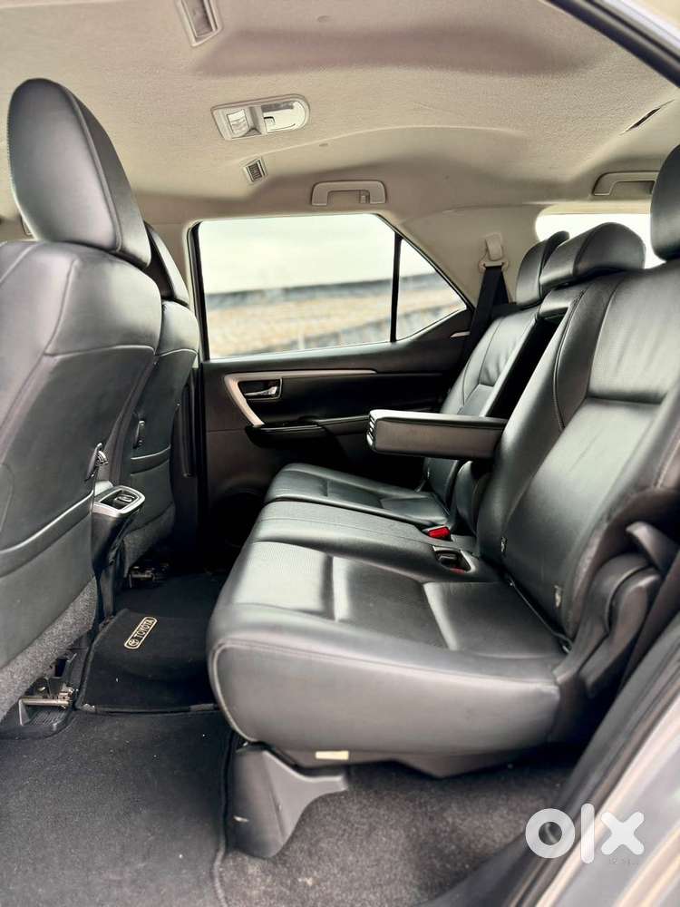 Toyota Fortuner 4x2 At 2.8 Diesel, 2021, Diesel