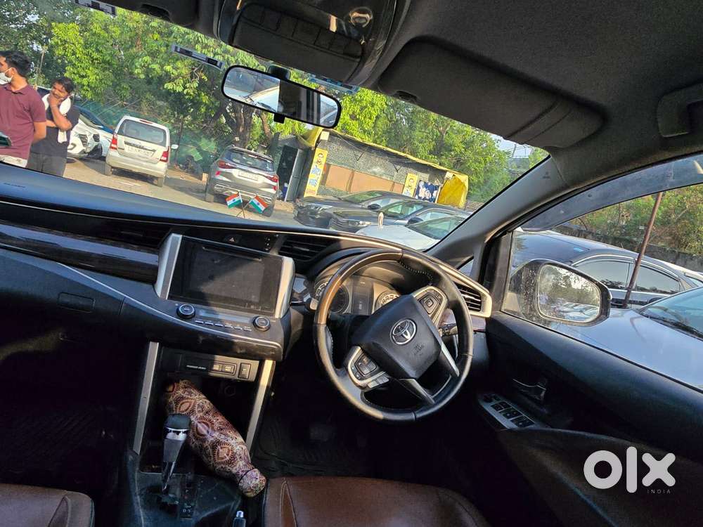 Toyota Innova Crysta 2.8 Zx At, 2016, Petrol