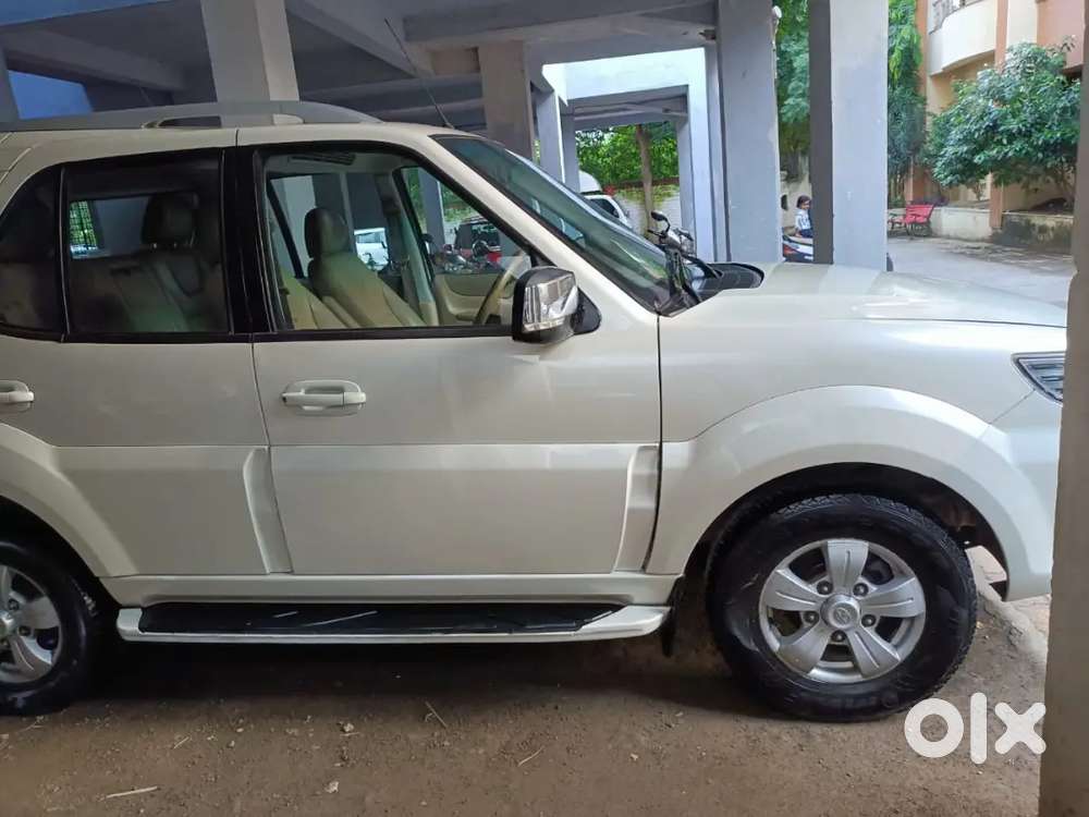 Tata Safari Storme 2015 Diesel 196000 Km Driven