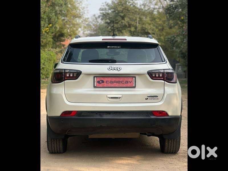 Jeep Compass 2.0 Longitude Option, 2018, Diesel