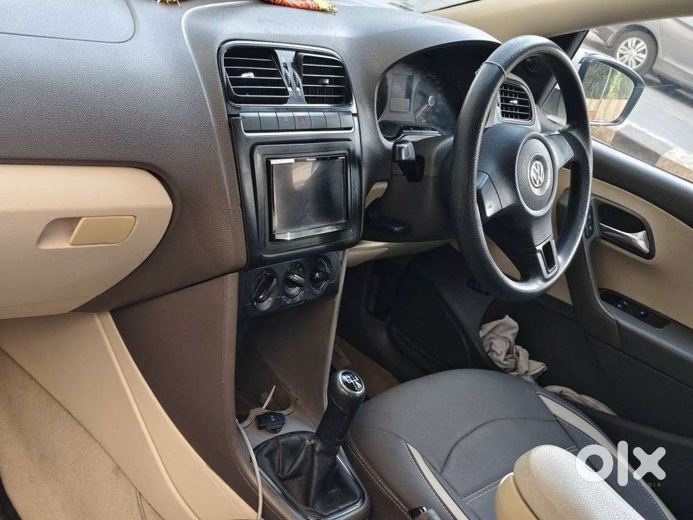 Volkswagen Vento 2010-2013 Petrol Trendline, 2011, Petrol