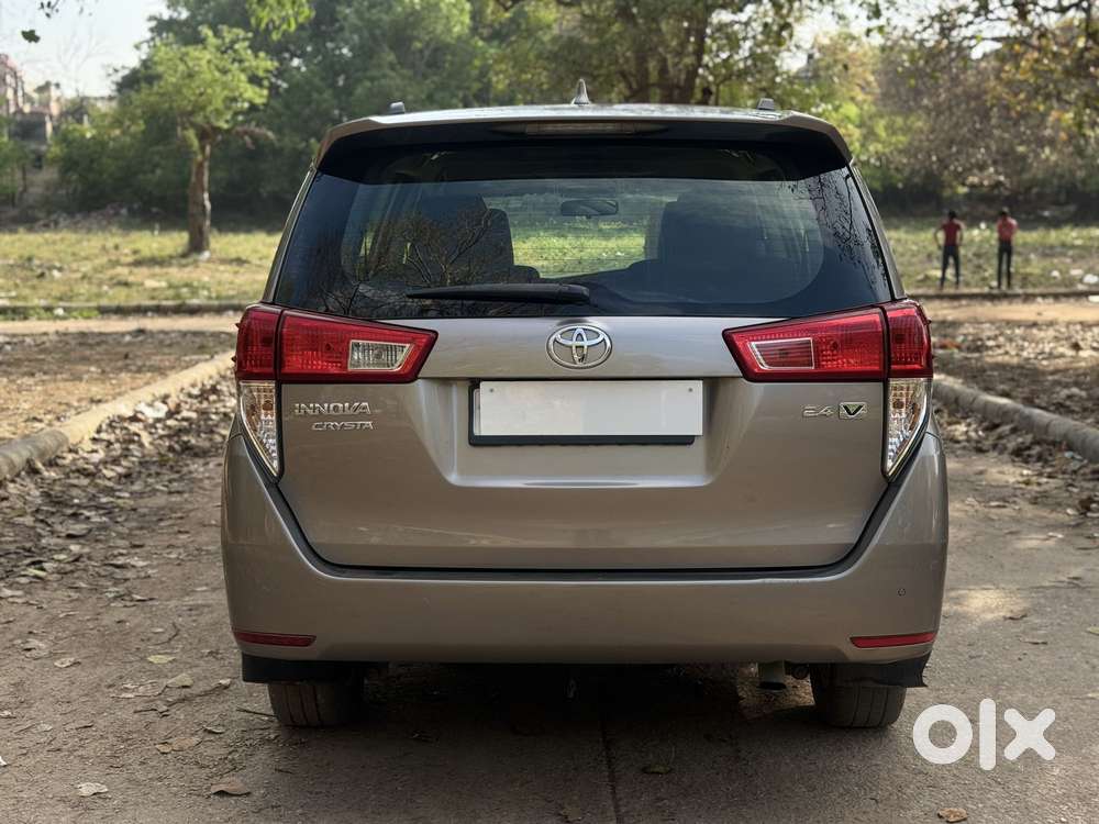 Toyota Innova Crysta 2.4 Vx Mt, 2019, Diesel