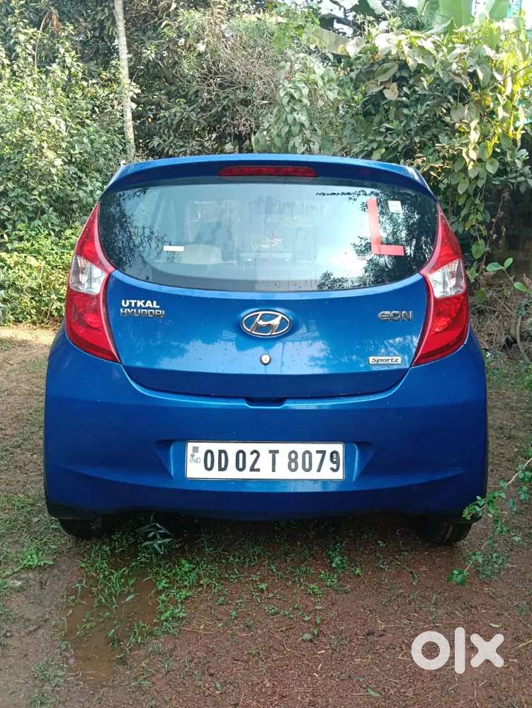 Hyundai Eon Sportz 2015 Petrol