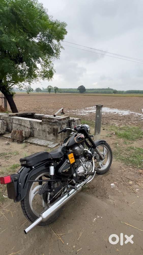 Bullet standard 2011 Motorcycles 1823530349