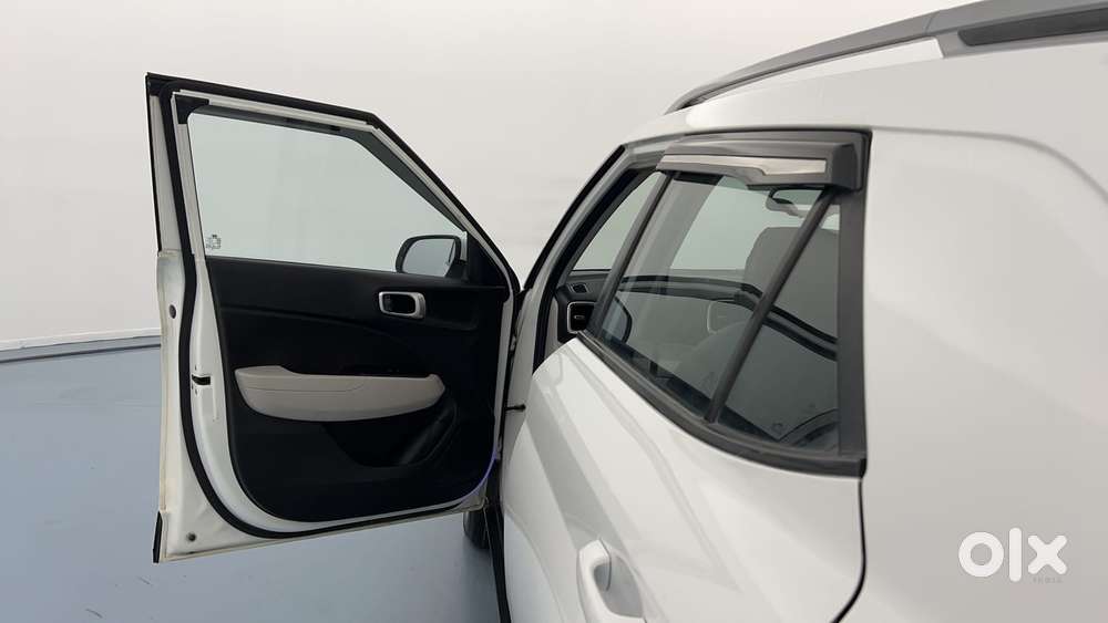 Hyundai Venue Sx, 2022, Petrol