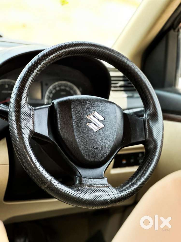 Maruti Suzuki Swift Dzire Vdi Bsiv, 2014, Diesel